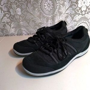 Easy Street Sport sneakers, black, 7W